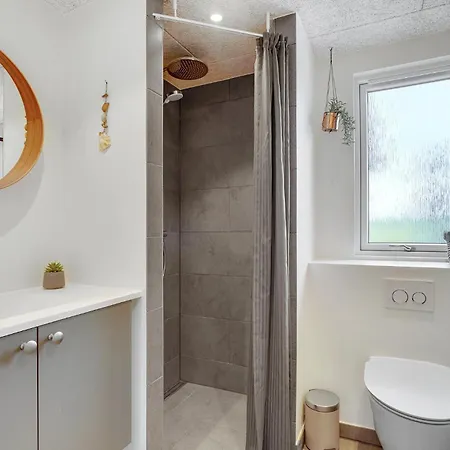 Cozy In With Wifi Holiday home Spottrup