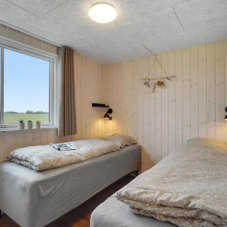 Cozy In With Wifi Holiday home Spottrup